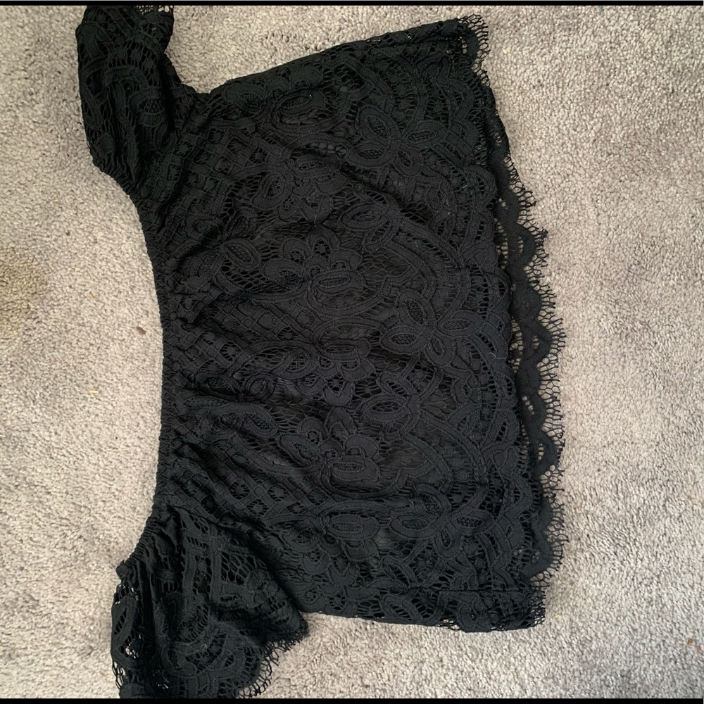 Express Black lace off-the-shoulder cropped shirt